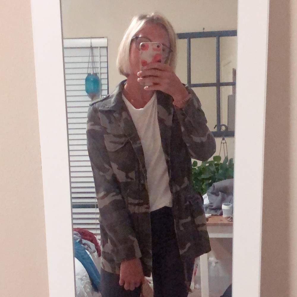 Urban Outfitters Camo Utility Jacket!!